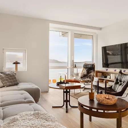 Modern Seaside With Fjord Views Daire