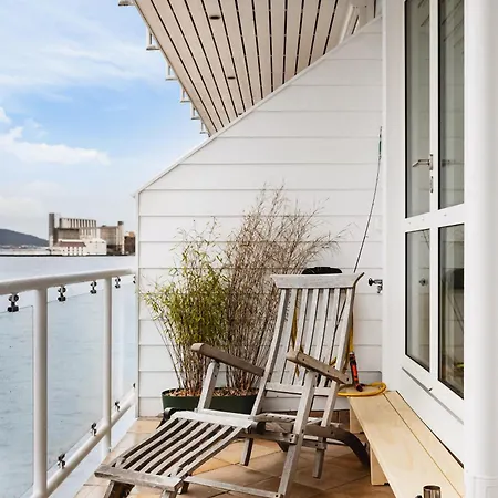 Modern Seaside With Fjord Views Leilighet Bergen