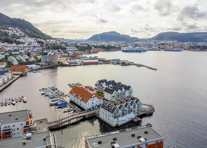 Daire Modern Seaside With Fjord Views